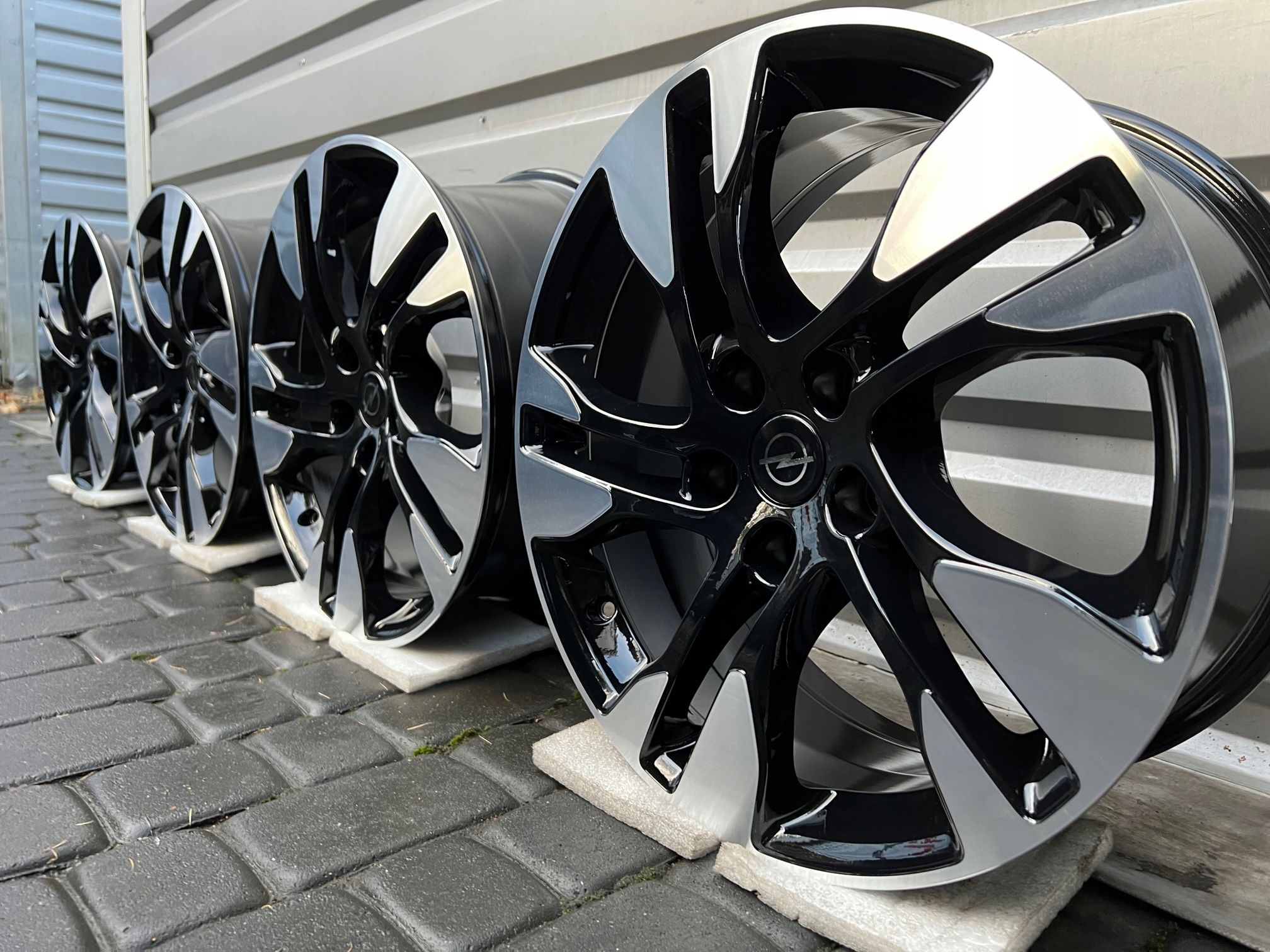 NOWE Felgi Opel 18 Insignia II Astra GTC Zafira