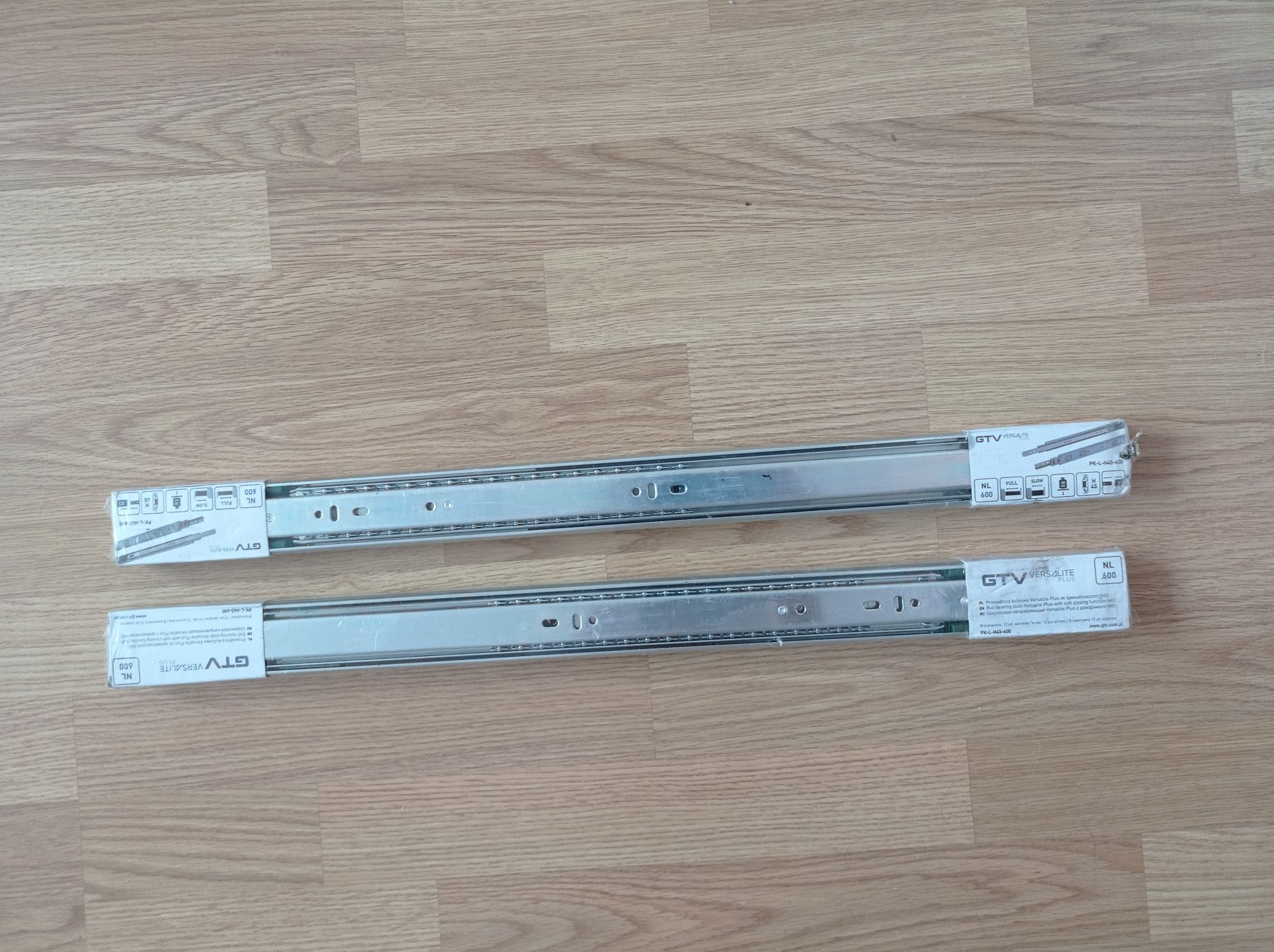 Prowadnica kulkowa Versalite Plus ze spowalniaczem H45 - 2 sztuki