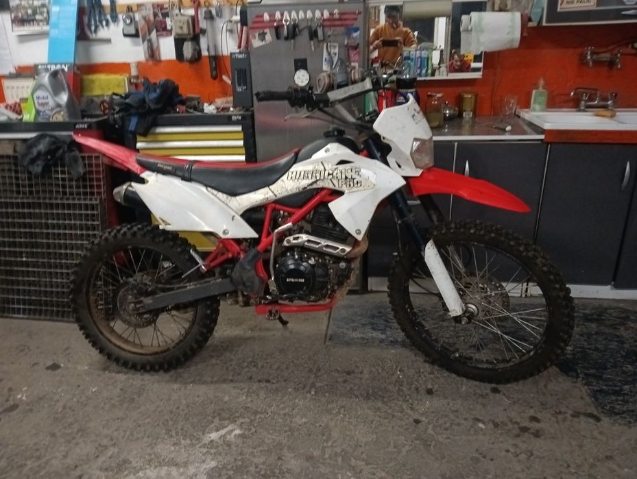 Cross x-motos xmotos 300 CCM 250 KTM Derbi sport 125 duke road mv