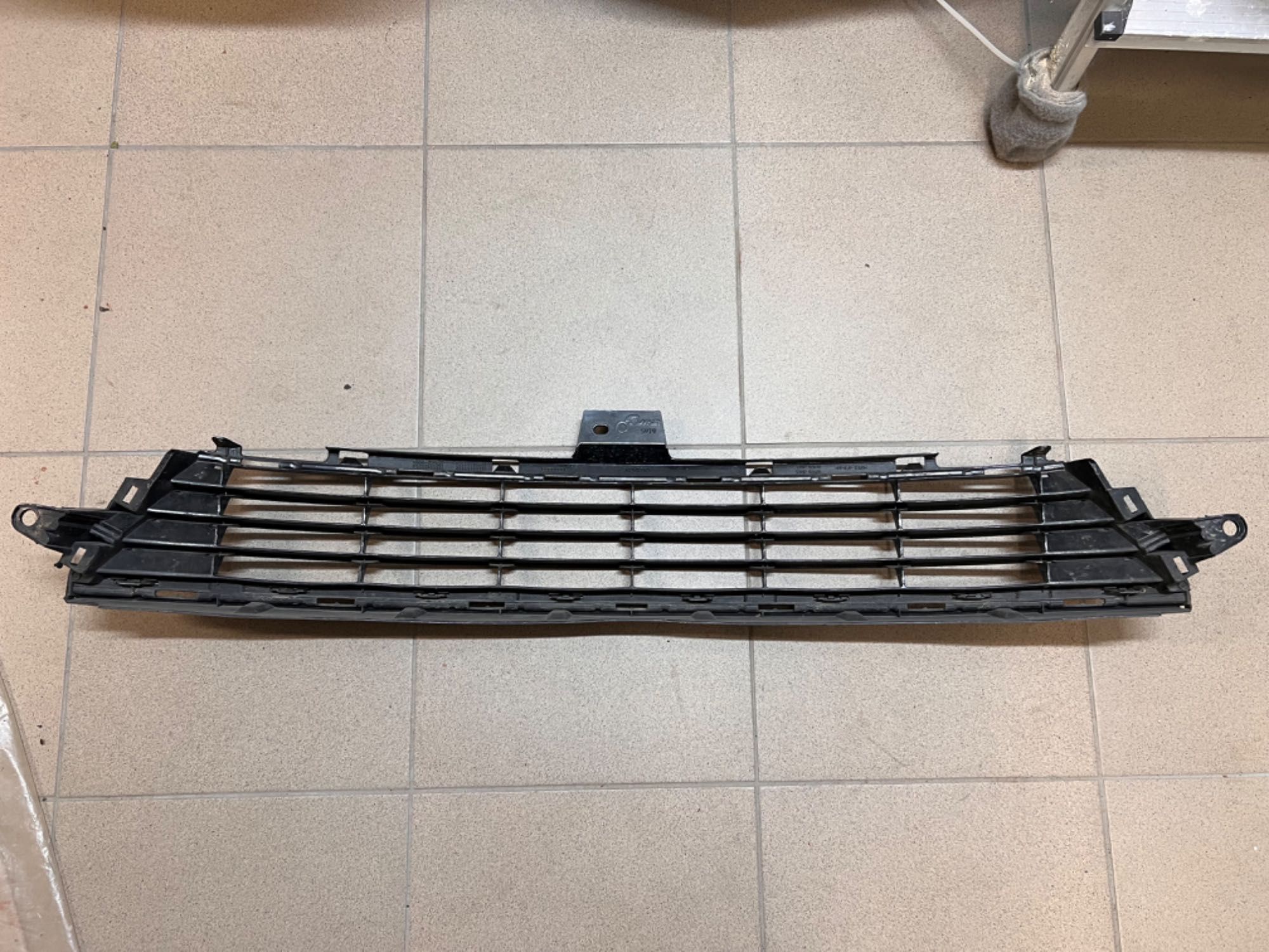 Grill Toyota Auris 2018 po-lift