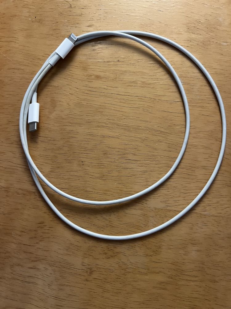 Cabo type c- loghtning  iphone