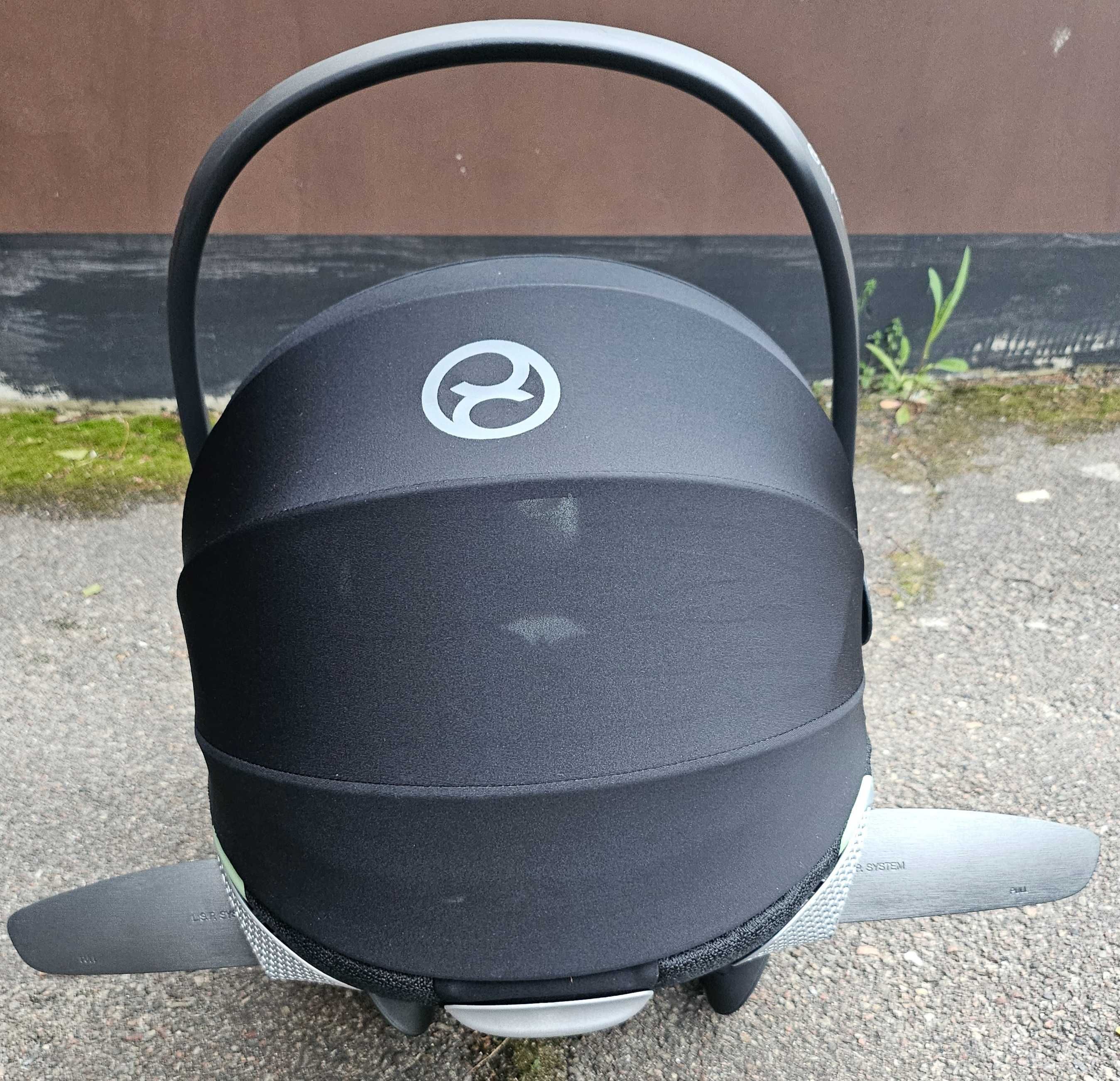 Cybex cloud t i-size