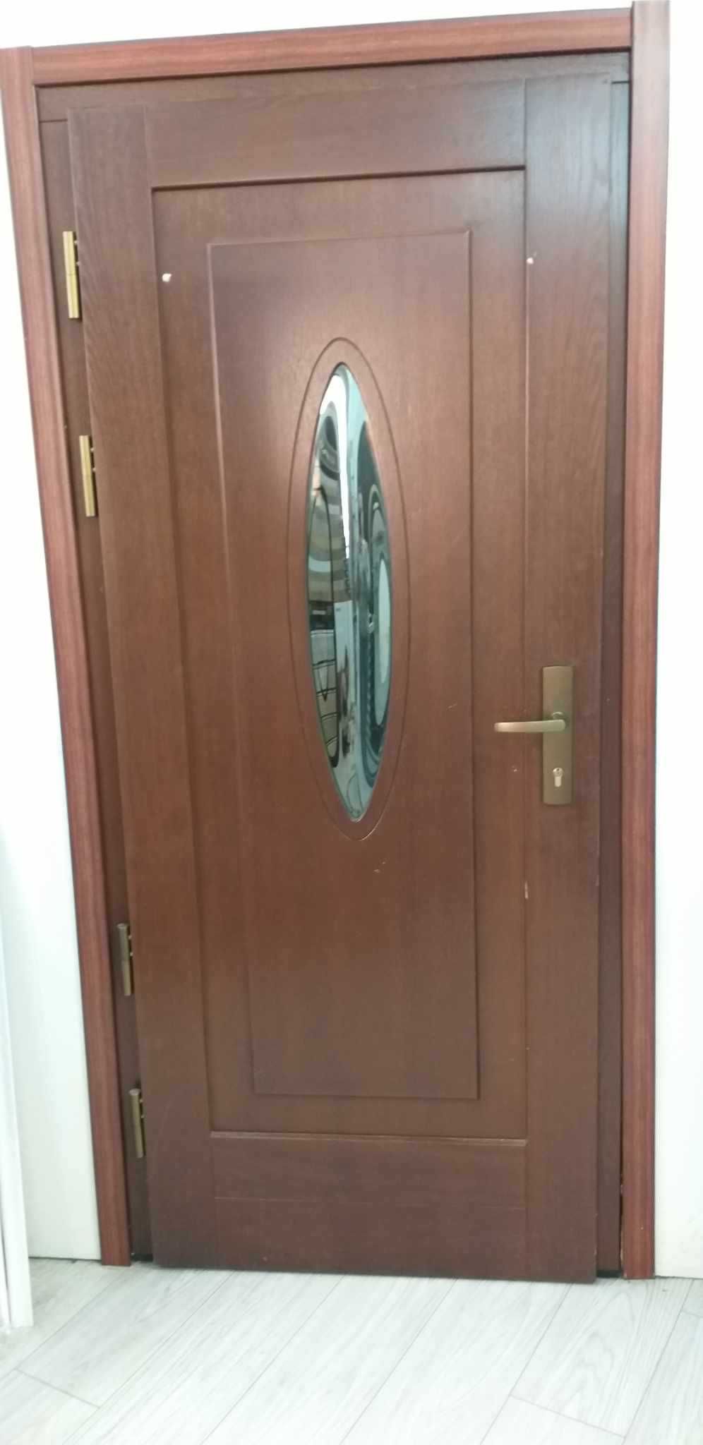 Drzwi zewnętrzne CALL drewniane 80 lewe otwierane na zewnątrz