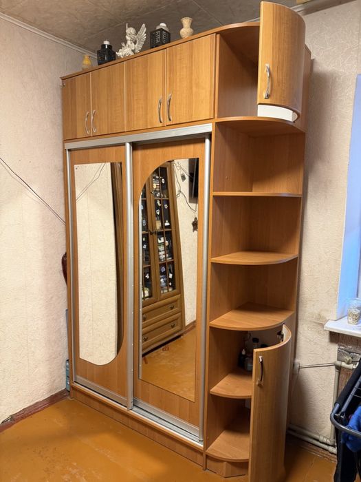 Продам шкаф-купе