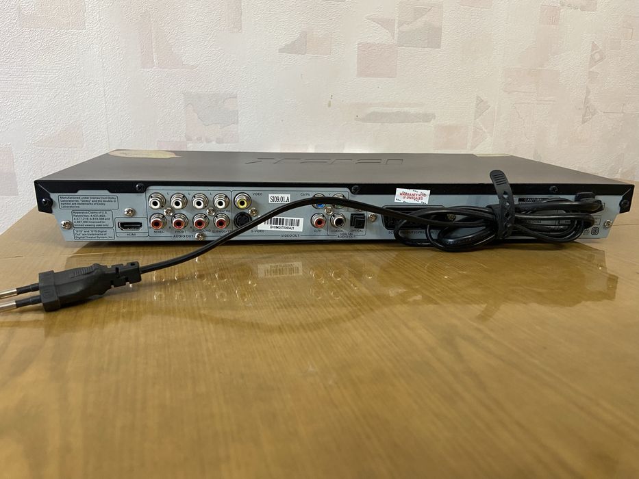 DVD-плеєр BBK DV924HD