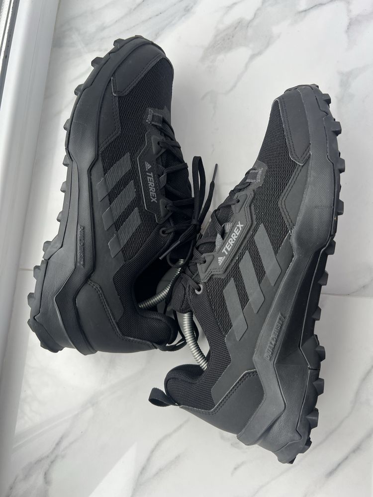 Кросівки Adidas Terrex AX4  46 розмір 30 см