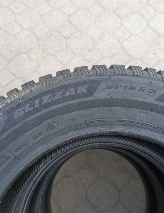 Шини зимові НОВІ R20 Bridgestone Blizzak Spike-03 275/45/20