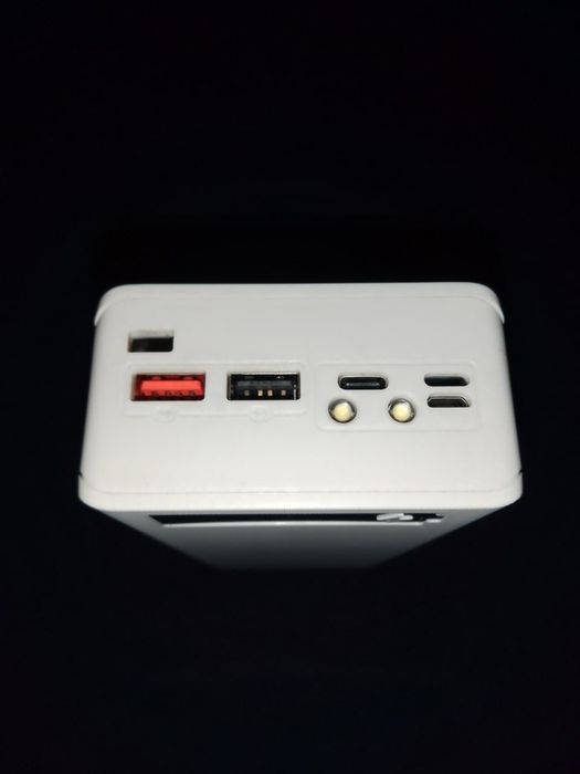 Кейс корпус повербанк 16 * 18650 швидка зарядка ліхтарик\samsung 35E