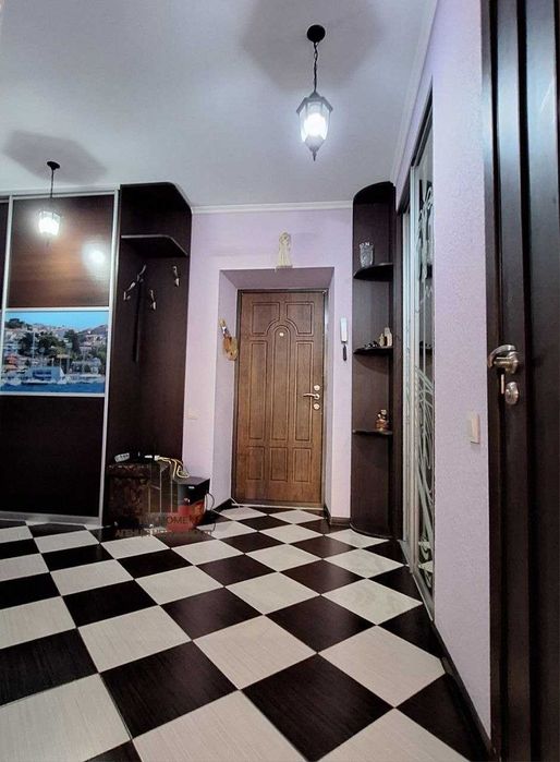 Продам 2 к квартиру, ЖК Софія, алея, фонтан, Мира 36