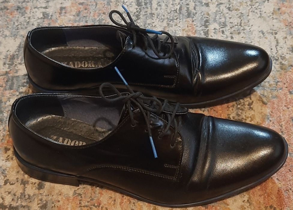 Eleganckie półbuty czarne Zadora, wzór 560, roz. 39