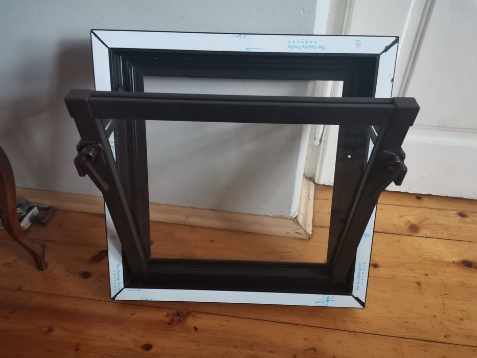 3 okna gospodarcze PCV 50x50