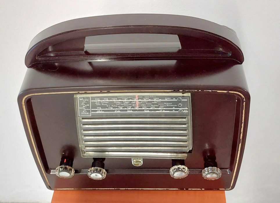 Rádio antigo Philips
