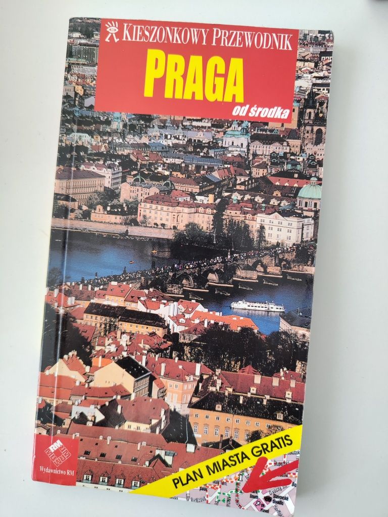 Kieszonkowy przewodnik Praga od środka