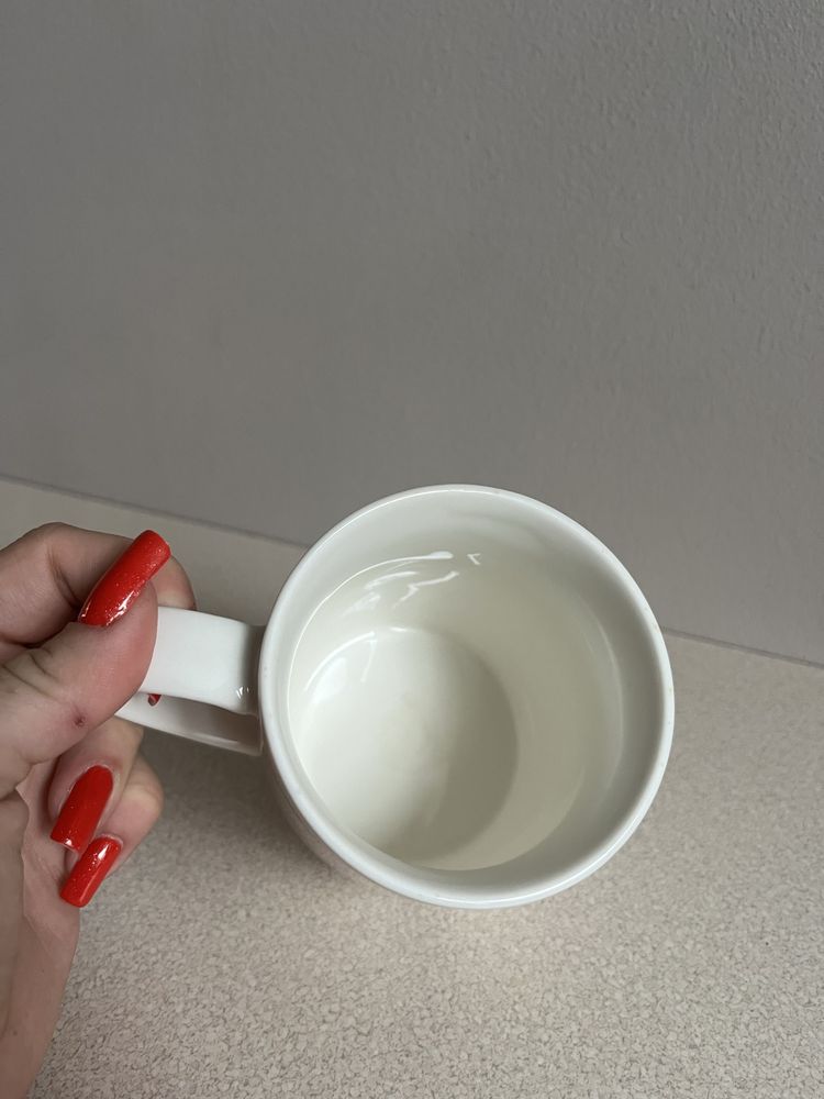 Bialy kubek z lamą śmieszny na prezent ok 200 ml