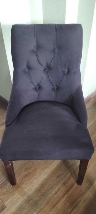 Krzesła do jadalni pikowane