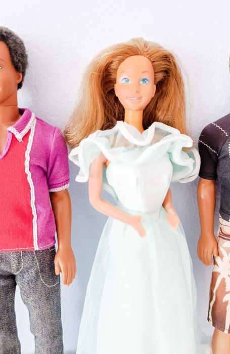 Lote de Barbies e Kens