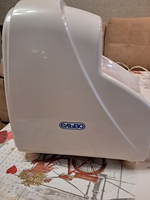 Електромясорубка Ельво, на запчасти.