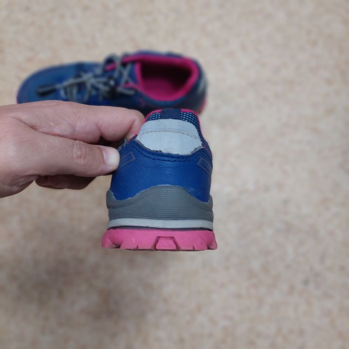 Продам детские кроссовки Crane на мембране SGtex