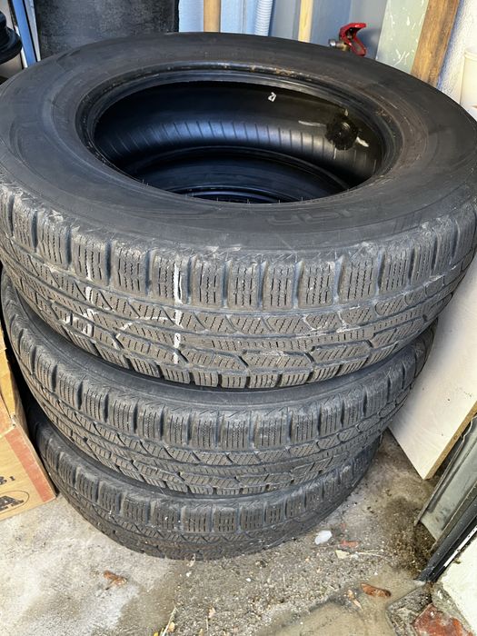 Opony zimowe 215/70R16