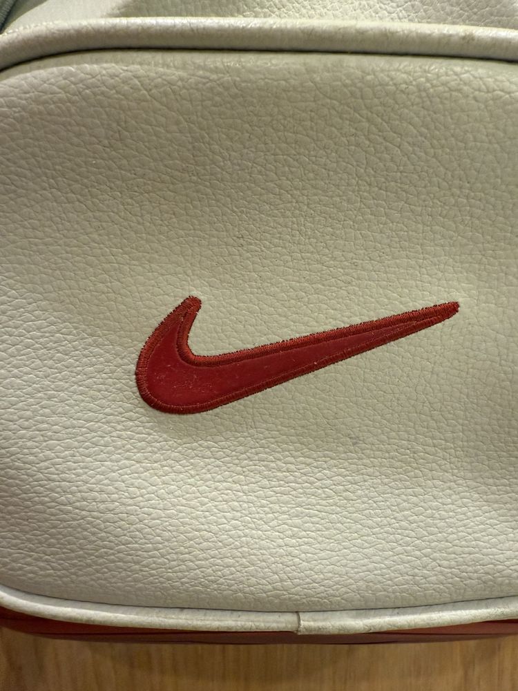 Mochila nike pequena