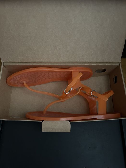 Japonki plastiki Lacoste