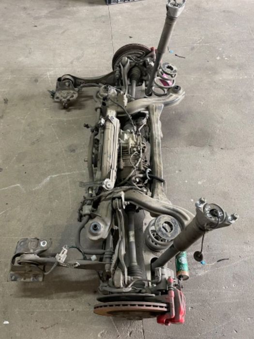 mercedes CLA 118 A177 AMG wahacz Piasta  amortyzator drazek tylne tylny