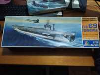 Modelismo KiT da ITALERI porta aviões nuclear Eisenhower