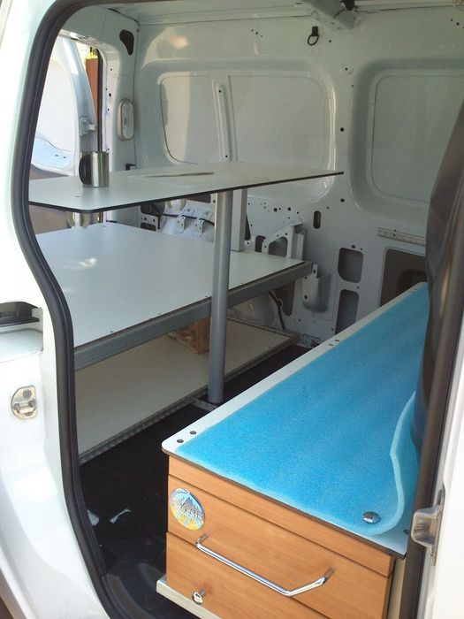 Kamper Renault Kangoo II Maxi Express KamperVan zabudowa łóżko namiot