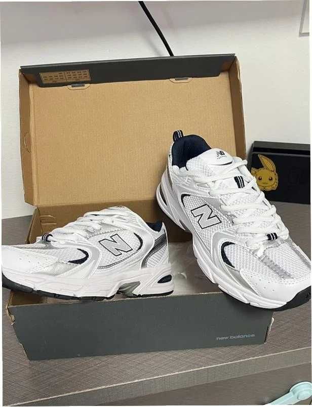 Biały^ufać^NewBalance530^UnisexTrampki Roz.41.5