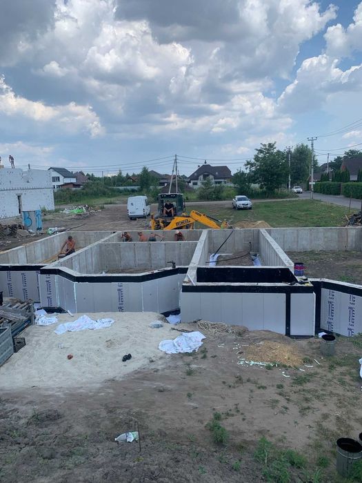 Бетонно-Монолітні роботи Київська область Перекриття - Фундамент-сходи