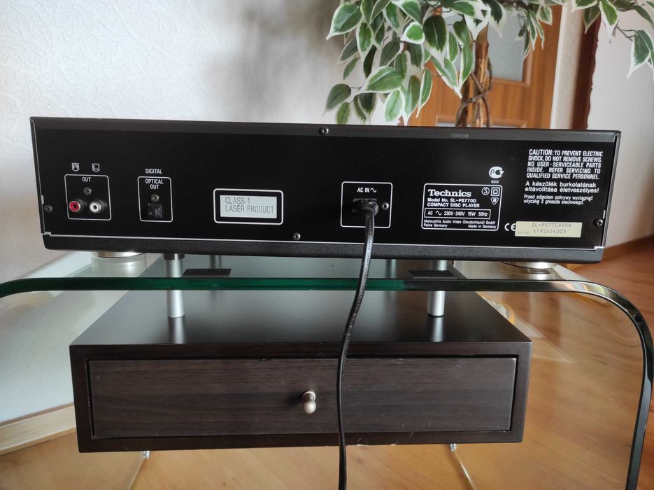 Odtwarzacz CD Technics SL-PS770D i pilot