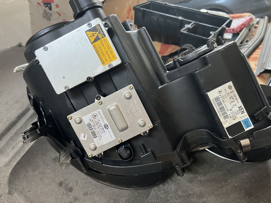 Фара mercedes w211