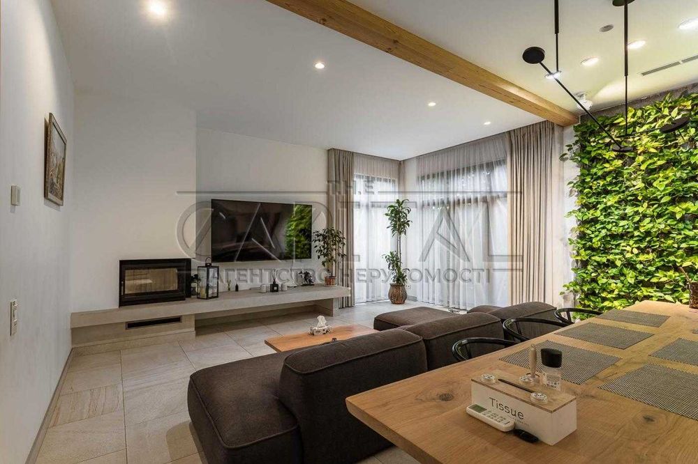 Оренда / Будинок
Київ, Голосіївський район, вул. Лютнева, 58