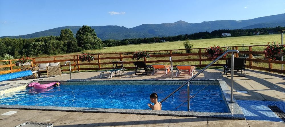 Pokoje z widokiem na Śnieżkę Gorąca balia z jacuzii, Sauna