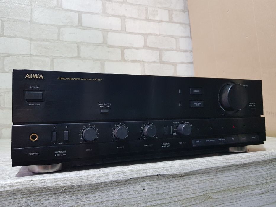 Стерео підсилювач/усилитель Aiwa XA-007 2x80Вт  б/у з Німеччини