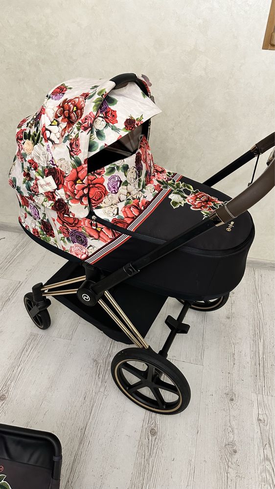 Cybex priam 2 в 1 spring blossom light 3.0