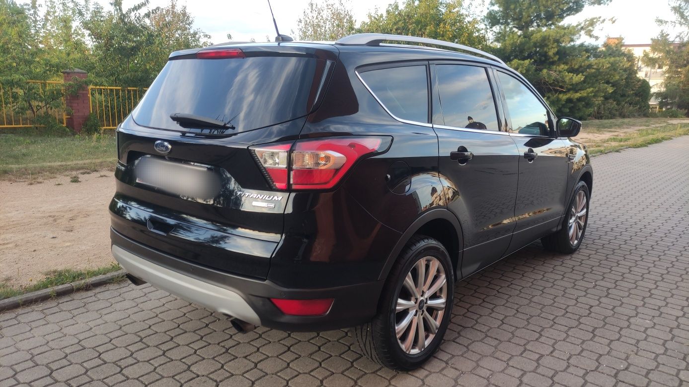 Ford Escape Titanium z napędem 4x4 Full ver. wyposażenia