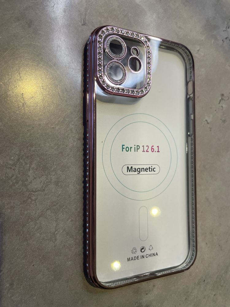 Чехол на iphone 12