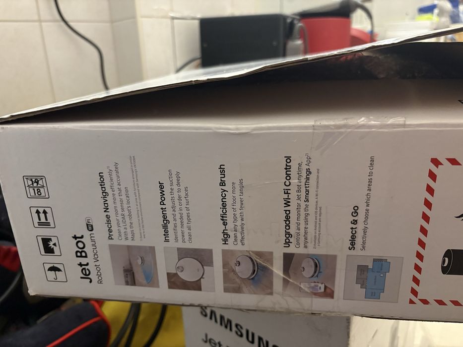 Robot sprzątający Samsung VR30T80313W biały