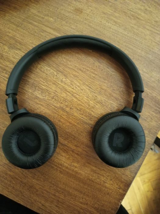 Навушники JBL tune 520 bt