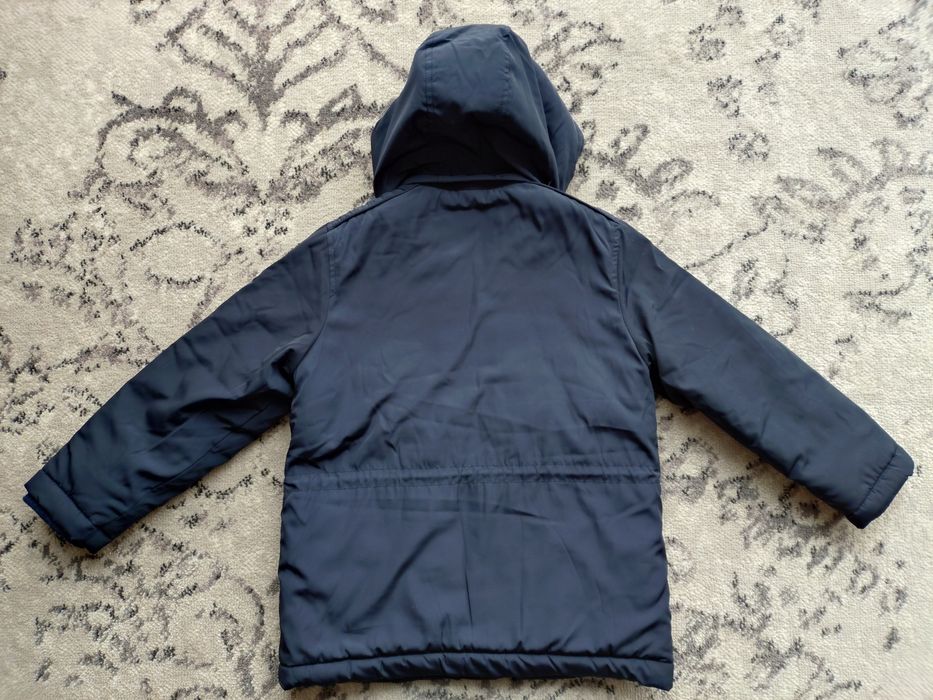 Granatowa przejściowa kurtka chłopięca Massimo Dutti 110-122