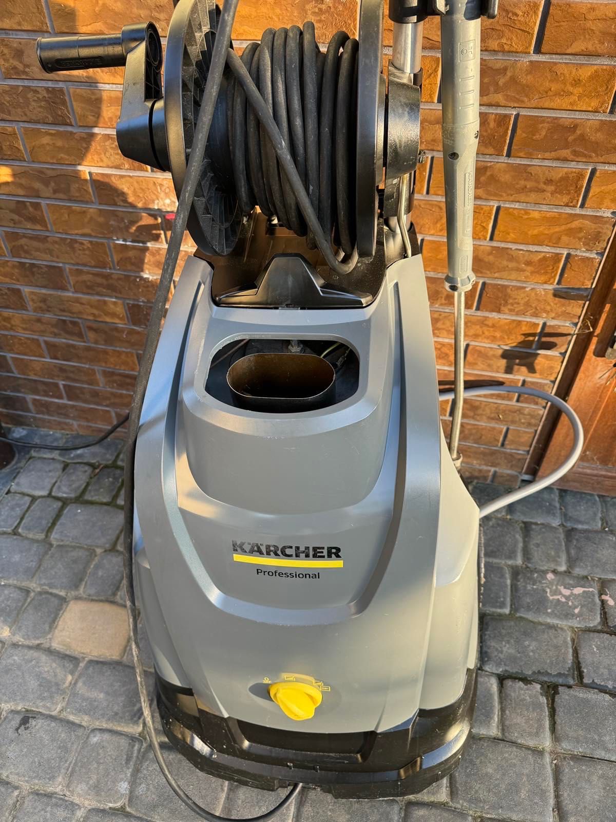 Мийка високого тиску Karcher HDS 5/15 UX