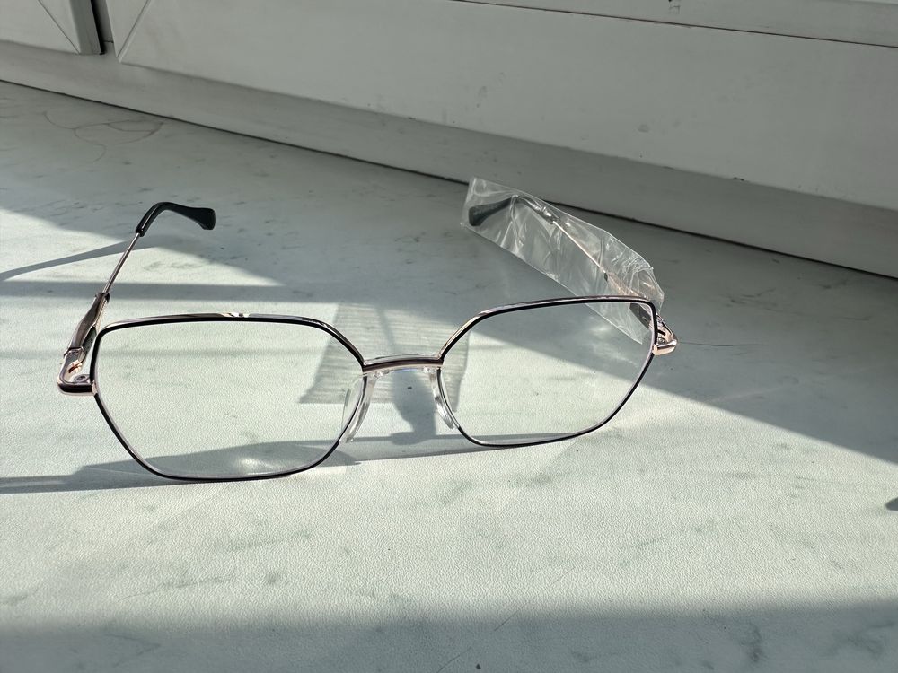 3x oprawki, okulary.