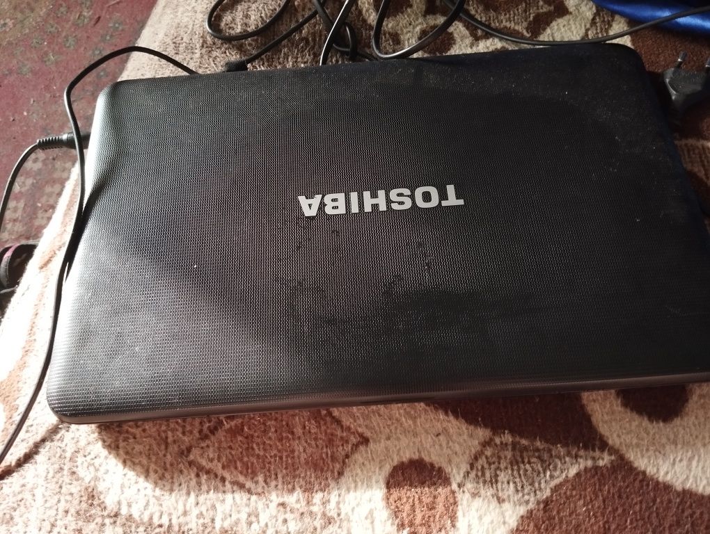 Sprzedam Laptopa Toshiba