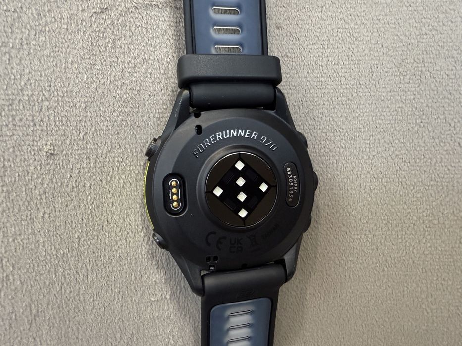 Garmin Forerunner 970 Carbon Gray DLC Titanium