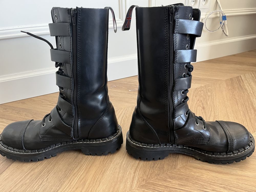 Glany Steady's 15 dziurek + 5 klamr + zamek