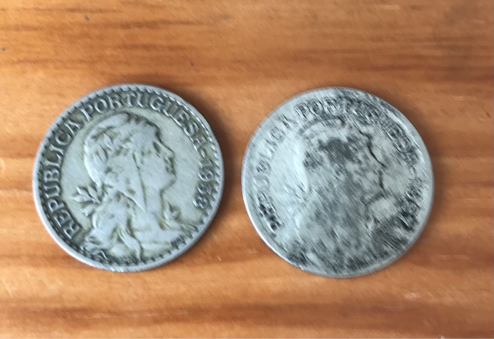 Moedas antigas (centavos/escudo)