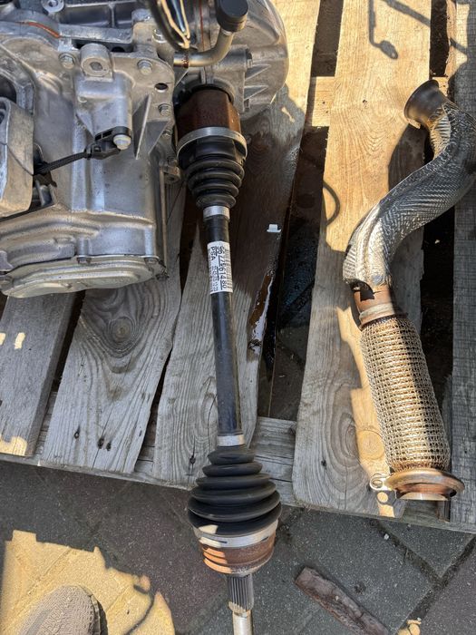 Opel Astra L  Prawa Lewa  strona Półosie nowe !!