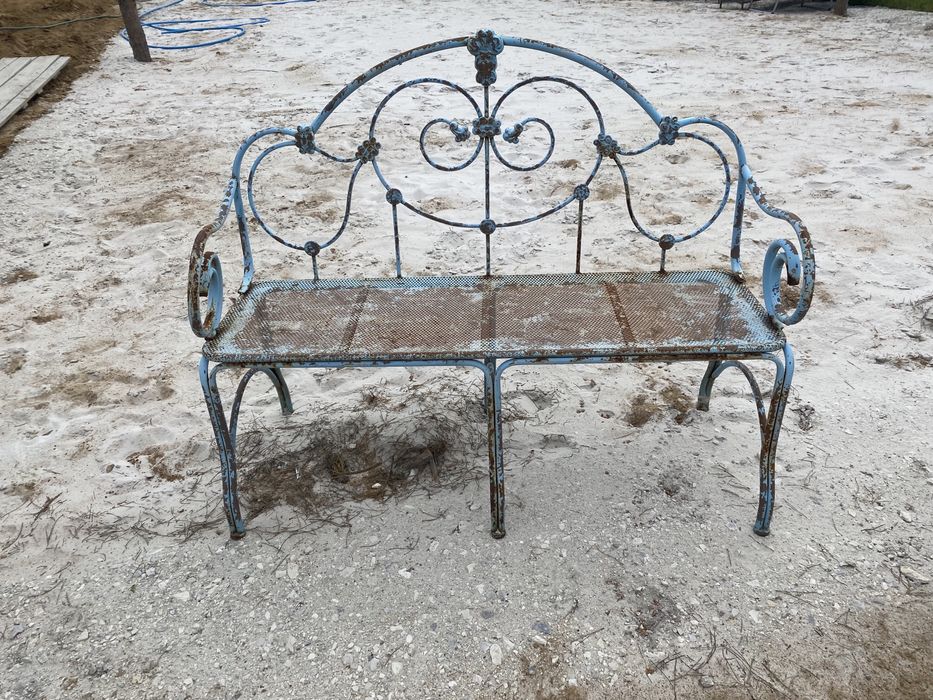 Ławeczka stylowa metalowa w angielsko francuskim stylu
