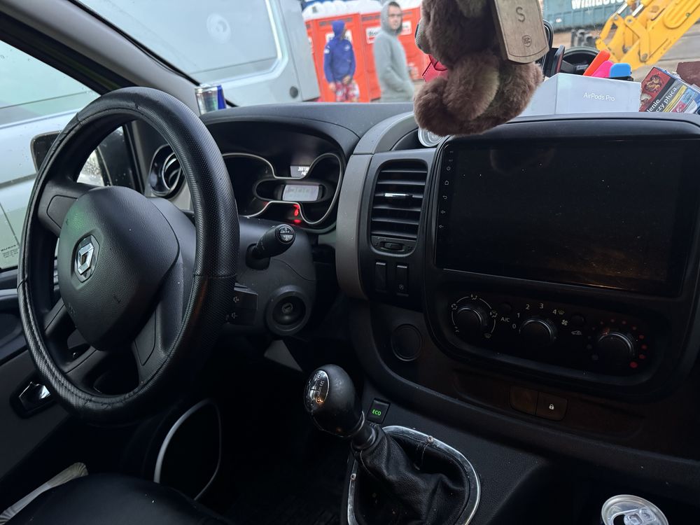 Renault trafic 1.6 dci do negocjacji